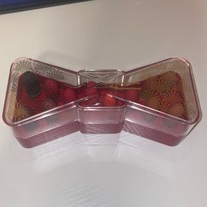 Brand new Mac lipstick vault